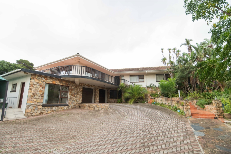 4 Bedroom Property for Sale in Humewood Eastern Cape